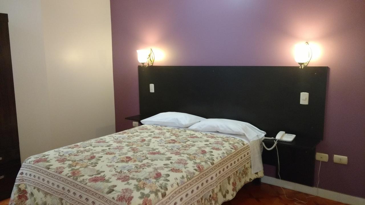 Casa Real Hotel Tacna Extérieur photo