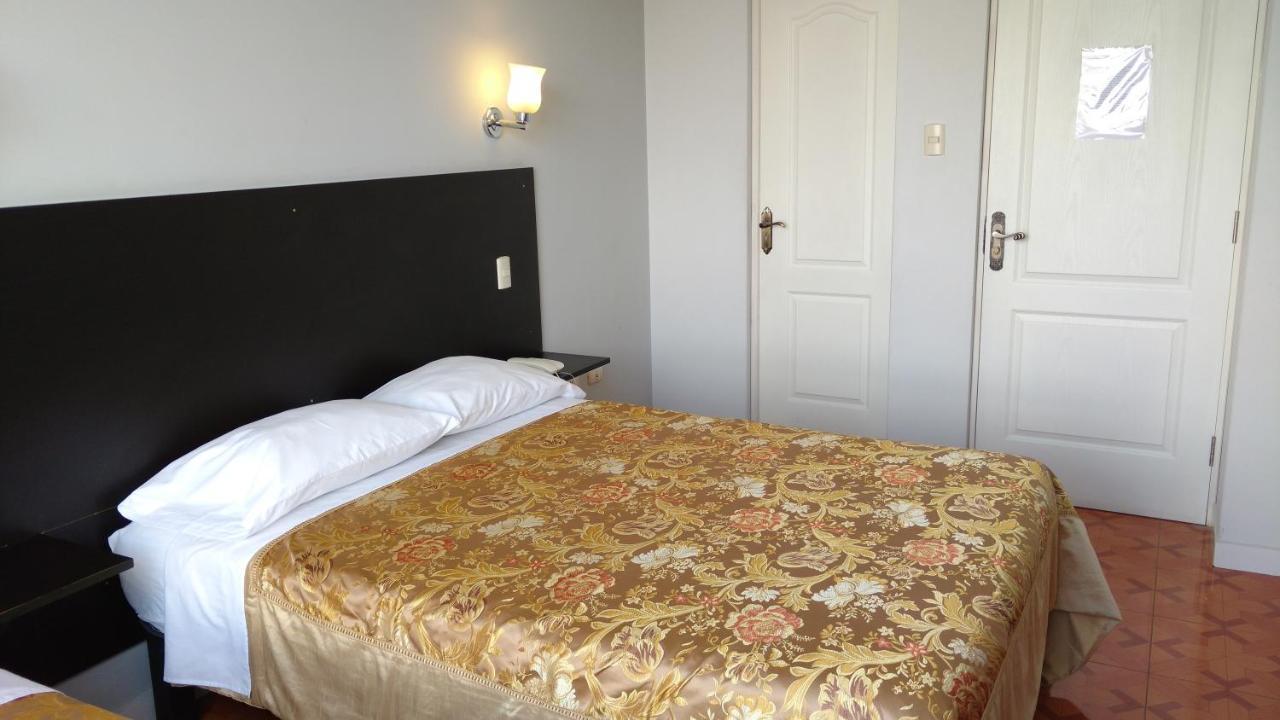Casa Real Hotel Tacna Extérieur photo
